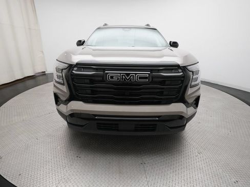 Used 2026 GMC Terrain Elevation w/ Elevation Premium Package AWD/4WD image 11