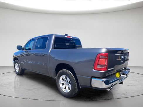 Used 2023 RAM 1500 Laramie AWD/4WD image 5