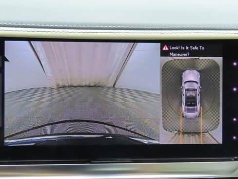 Certified 2020 Bentley Flying Spur W12 image 15