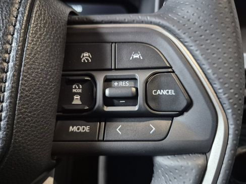 New 2025 Toyota 4Runner 4WD image 27