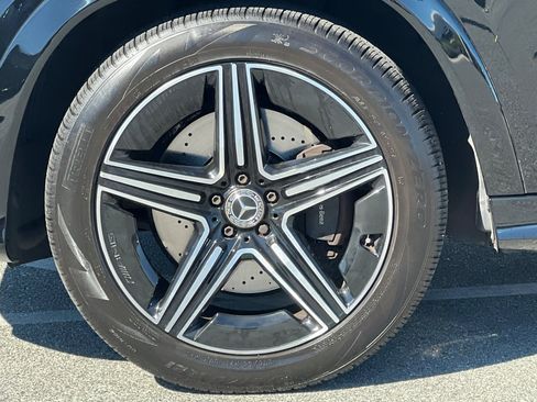 Used 2024 Mercedes-Benz GLE 450 4MATIC image 12