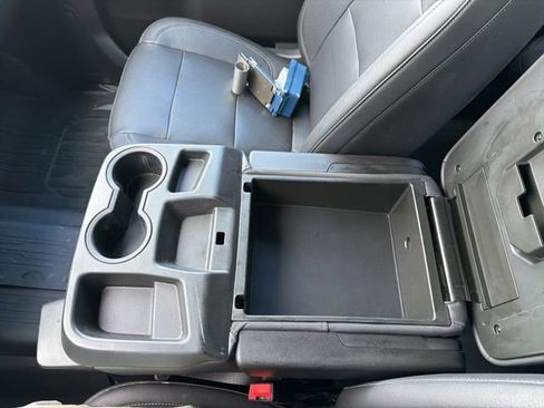 Used 2021 GMC Sierra 1500 SLT image 24