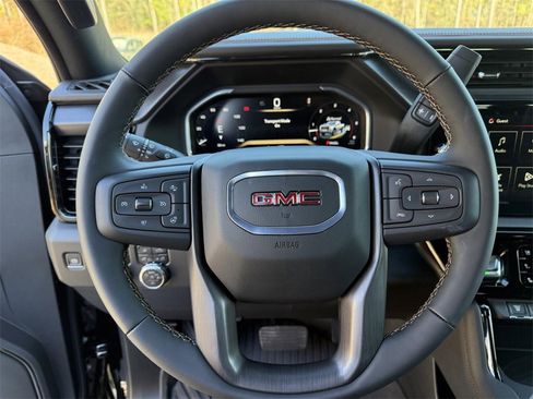 New 2026 GMC Sierra 2500 AT4 w/ AT4 Premium Plus Package image 18