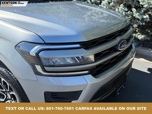 Used 2024 Ford Expedition XLT image 15