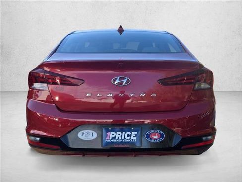 Used 2019 Hyundai Elantra SEL image 6