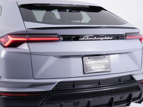 Used 2024 Lamborghini Urus S AWD/4WD image 20