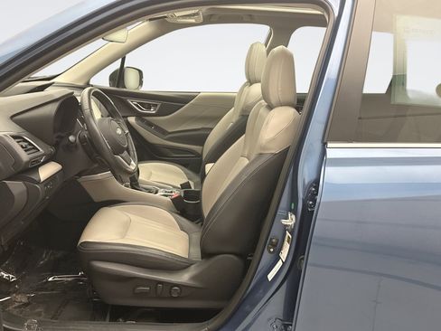 Used 2022 Subaru Forester Limited image 11
