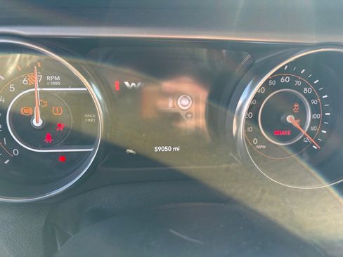 Used 2020 Jeep Wrangler Unlimited Freedom Edition image 9