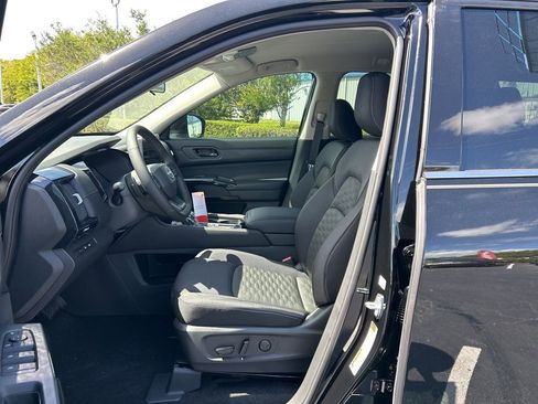 New 2026 Nissan Pathfinder SV FWD image 16