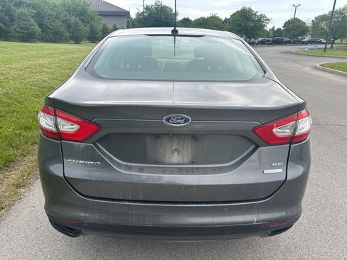 Used 2016 Ford Fusion SE w/ Equipment Group 202A FWD image 11