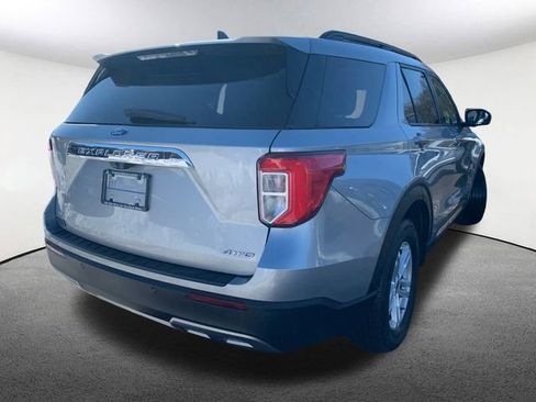 Used 2022 Ford Explorer XLT w/ Equipment Group 202A image 13