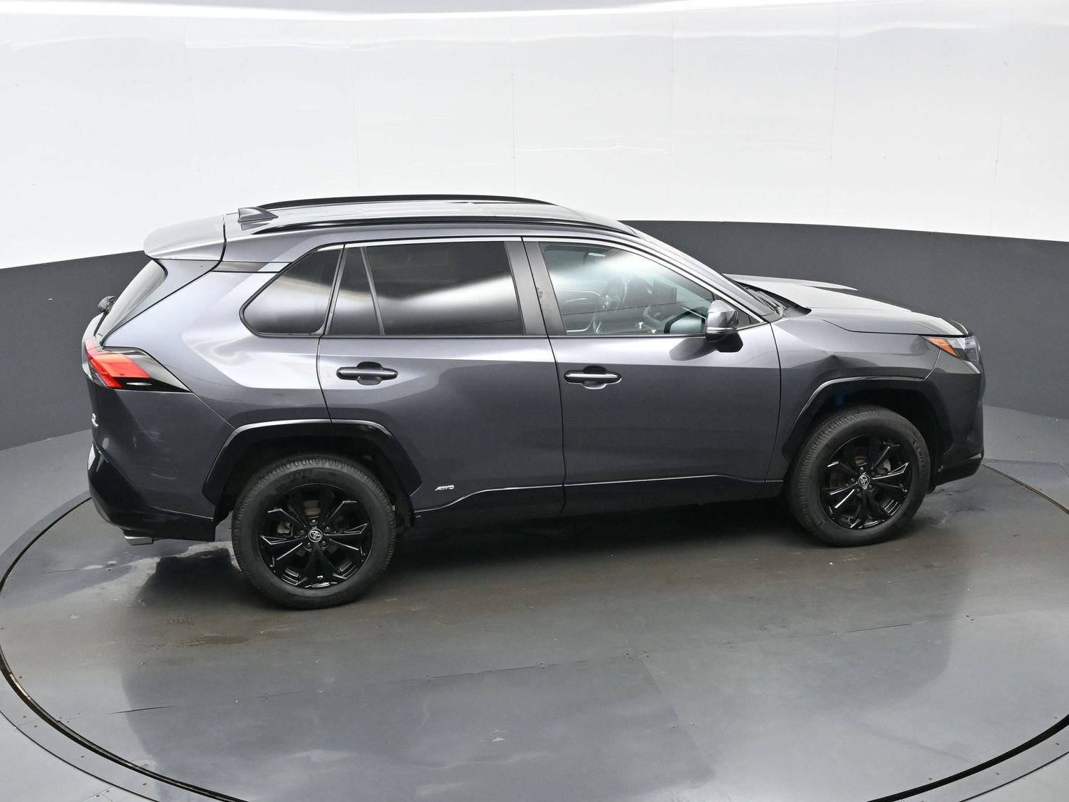 Used 2022 Toyota RAV4 SE w/ Convenience Package AWD/4WD image 42