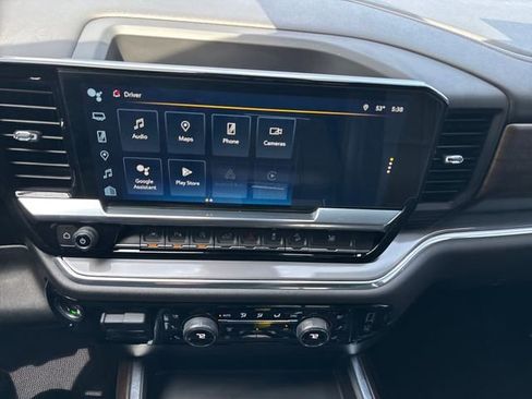 Certified 2023 Chevrolet Silverado 1500 High Country w/ Technology Package AWD/4WD image 20