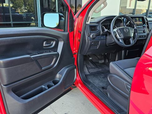 Used 2023 Nissan Titan S w/ S Utility Package image 14