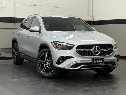 Certified 2026 Mercedes-Benz GLA 250 image 2