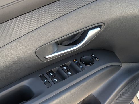 New 2026 Hyundai Tucson SEL image 16