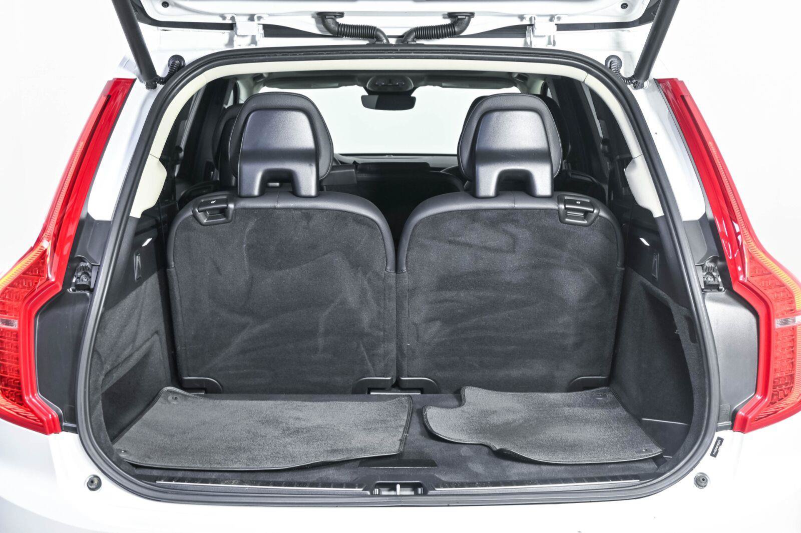 Certified 2023 Volvo XC90 B6 Plus AWD/4WD image 30