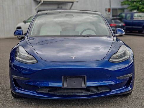 Used 2019 Tesla Model 3 Performance AWD/4WD image 3