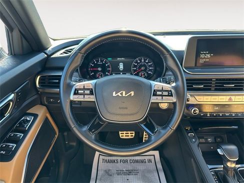 Used 2022 Kia Telluride SX w/ Towing Package image 12