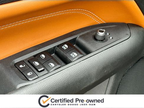 Used 2024 Jeep Compass Limited image 8