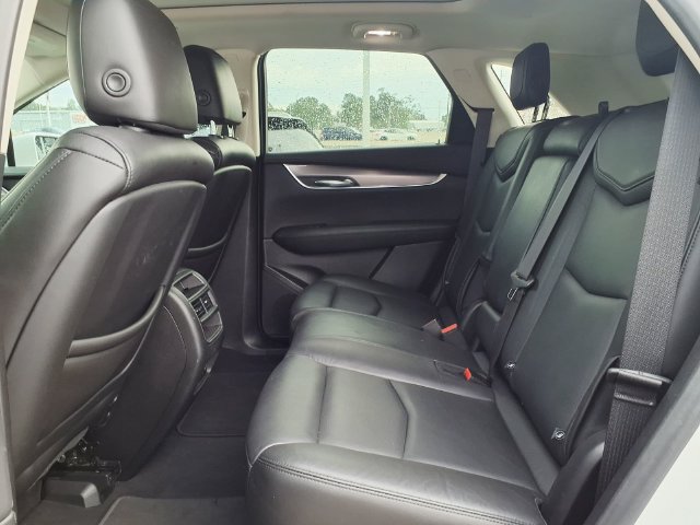 Used 2019 Cadillac XT5 Luxury FWD image 12