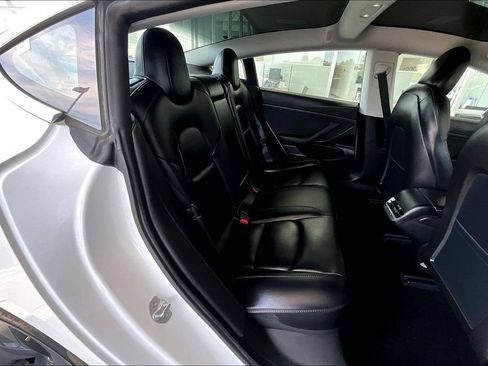 Used 2020 Tesla Model 3 Standard Range Plus RWD image 25