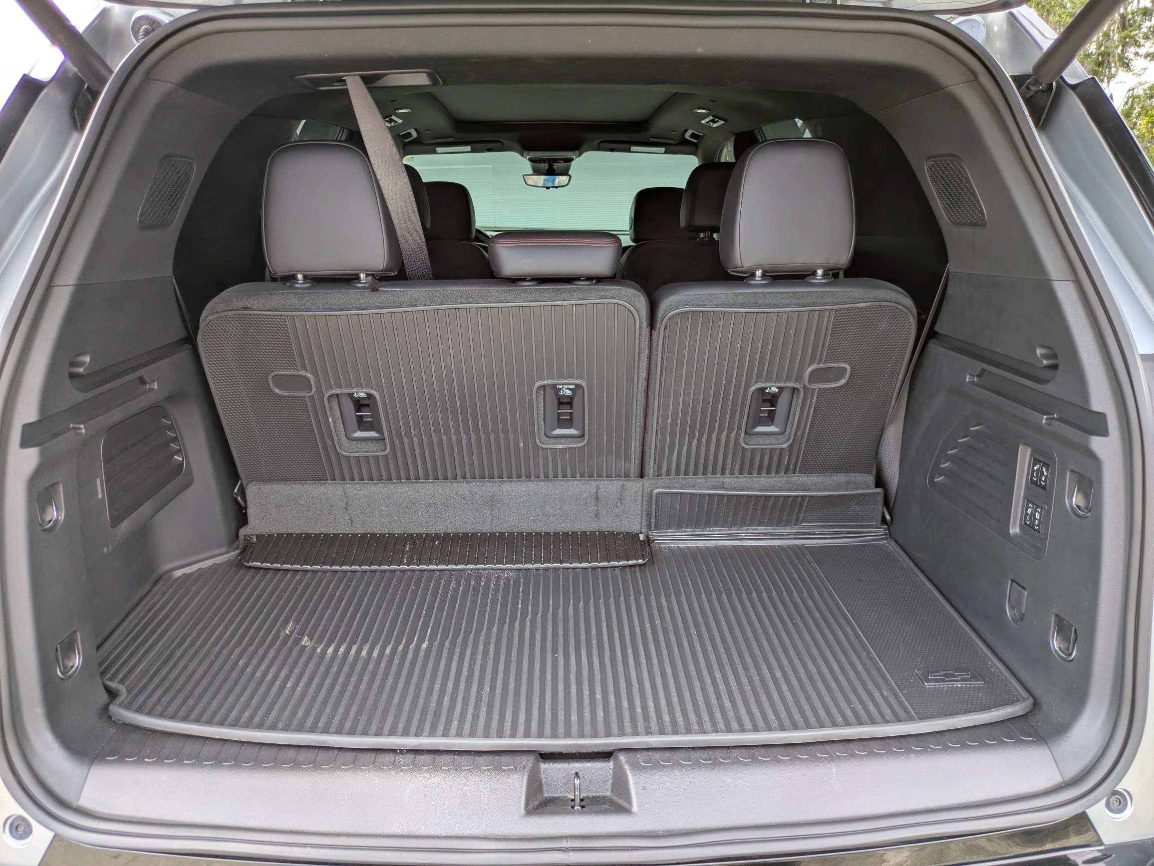 Used 2024 Chevrolet Traverse RS FWD image 7
