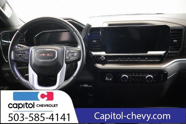 Used 2022 GMC Sierra 1500 SLT AWD/4WD image 32