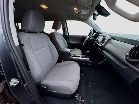 Used 2021 Toyota Tacoma SR5 image 29