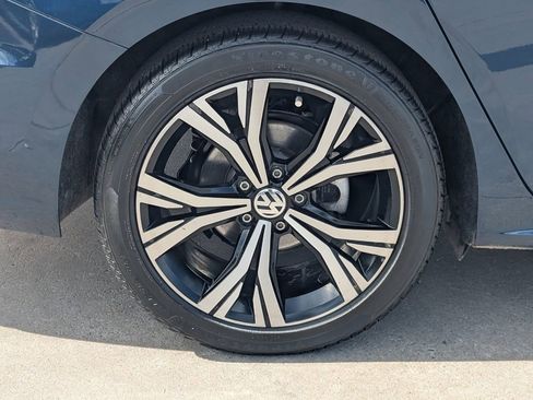 Used 2021 Volkswagen Passat 2.0T SE image 7