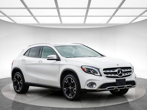 Used 2020 Mercedes-Benz GLA 250 4MATIC image 4