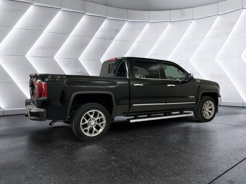 Used 2018 GMC Sierra 1500 SLT w/ Texas SLT Premium Package AWD/4WD image 4