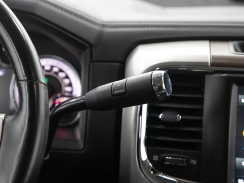 Used 2018 RAM 2500 Laramie AWD/4WD image 20