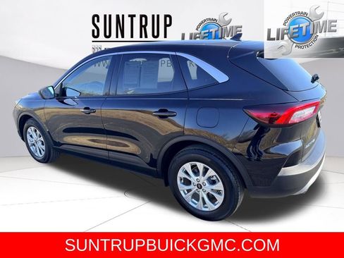 Used 2024 Ford Escape Active w/ Cold Weather Package image 2