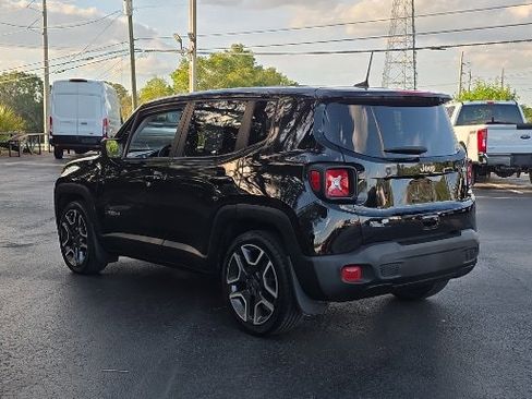Used 2021 Jeep Renegade Sport FWD image 11