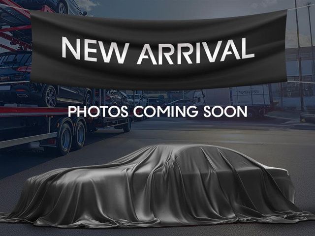 Used 2021 Buick Envision Avenir w/ Technology Package II AWD/4WD image 1