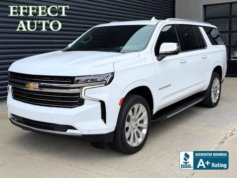 Used 2024 Chevrolet Suburban Premier AWD/4WD image 1