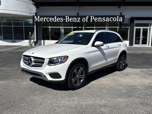 Used 2016 Mercedes-Benz GLC 300 image 1