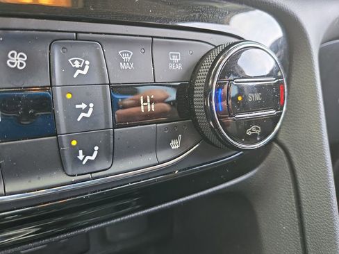 Used 2023 Buick Encore GX Select w/ Sport Touring Package image 20