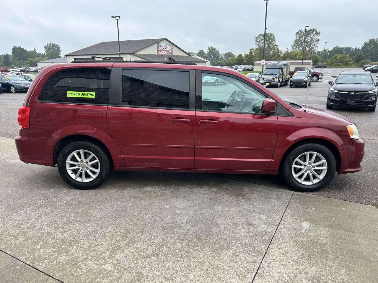 Used 2014 Dodge Grand Caravan SXT FWD image 4