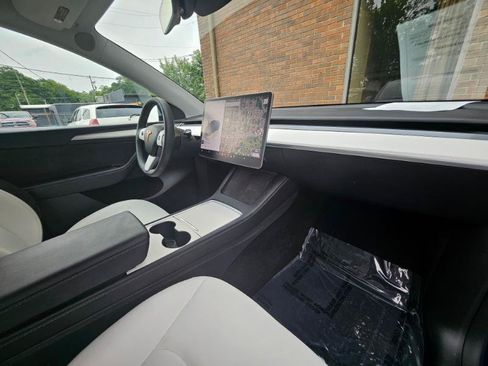 Used 2023 Tesla Model Y Performance AWD/4WD image 58