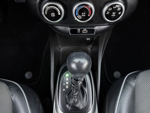 Used 2016 FIAT 500X Trekking image 35