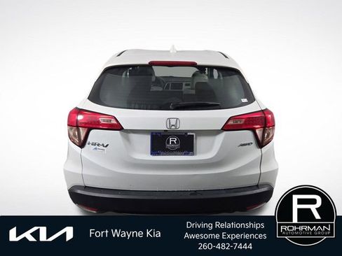 Used 2016 Honda HR-V LX image 8
