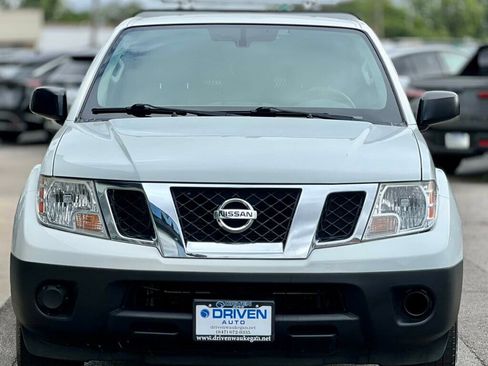 Used 2017 Nissan Frontier S image 6