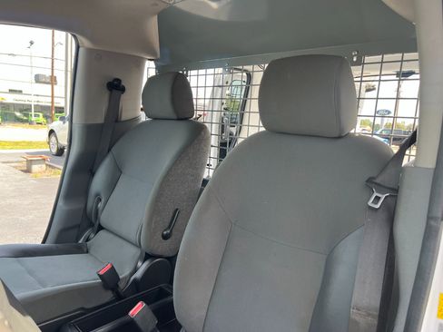 Used 2020 Nissan NV200 SV w/ Sliding Glass Door Package image 18