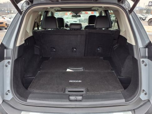 Used 2021 Nissan Rogue SL image 25