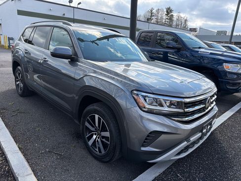 Used 2022 Volkswagen Atlas SE AWD/4WD image 2
