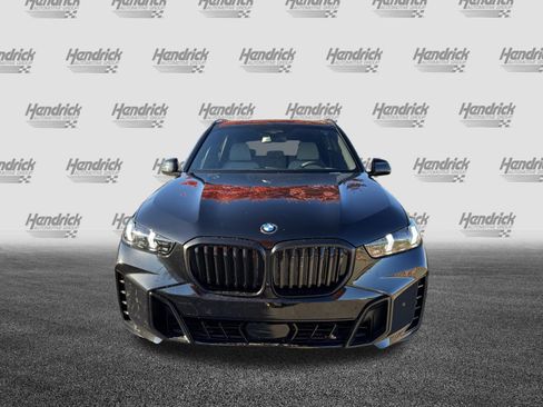 Used 2026 BMW X5 xDrive40i w/ M Sport Package AWD/4WD image 3