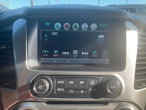 Used 2019 Chevrolet Suburban Premier image 20