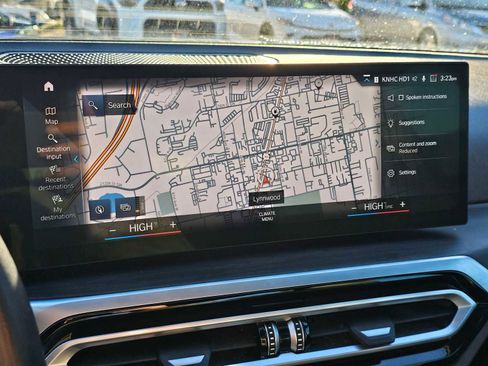 Used 2024 BMW 330i xDrive Sedan image 29